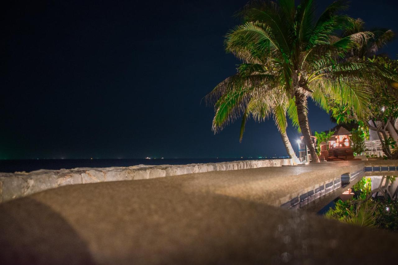 Sea Memories White Sand Beach Hotel Hua Hin Exterior photo